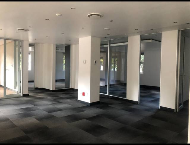339M² OFFICE TO LET IN SANDTON CENTRAL